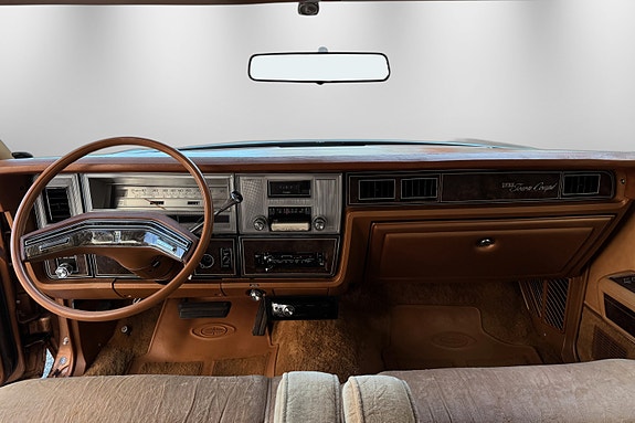 Lincoln Continental 20 of 30
