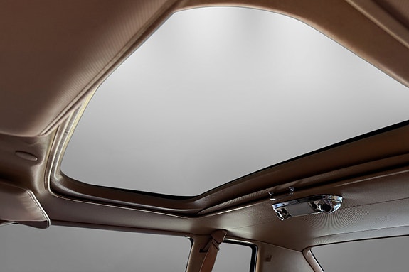 Lincoln Continental 28 of 30