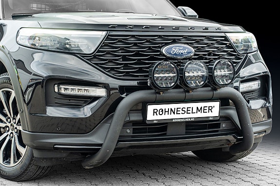 Ford Explorer 2 of 29
