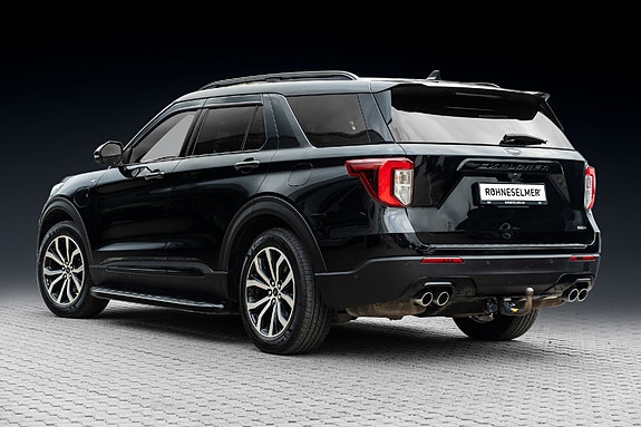 Ford Explorer 7 of 29
