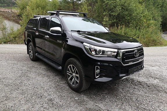 Toyota HiLux 8 of 30