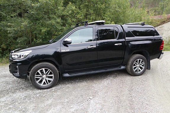 Toyota HiLux 15 of 30