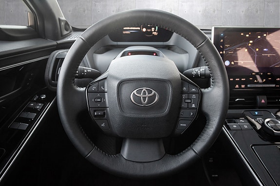 Toyota bZ4X 9 of 20