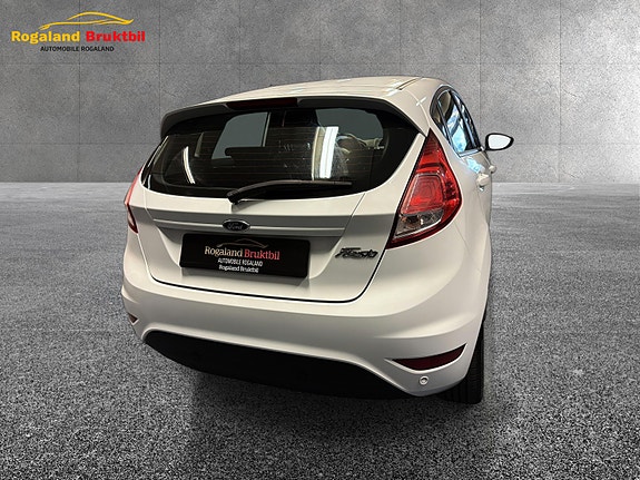 Ford Fiesta 9 of 30
