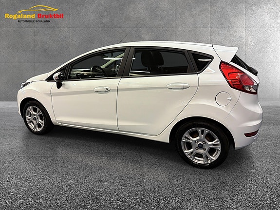 Ford Fiesta 12 of 30