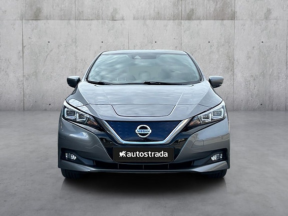 Nissan Leaf 8 of 30