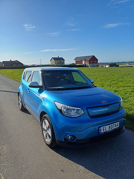 Kia Soul 2 of 17