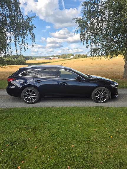 Mazda 6 2 of 14
