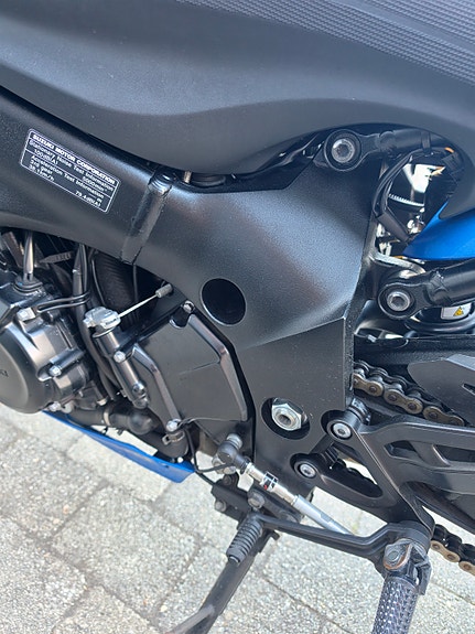 Suzuki GSX-S 1000 4 of 7