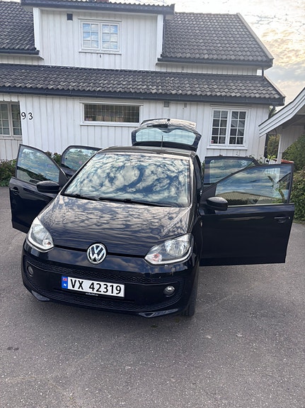Volkswagen UP! 10 of 17
