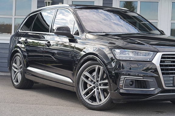 Audi Q7 5 of 24