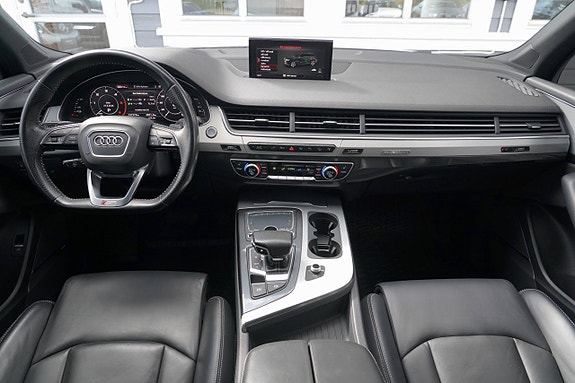Audi Q7 18 of 24