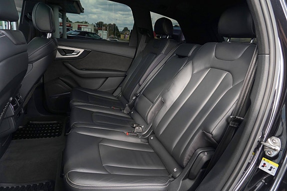 Audi Q7 17 of 24