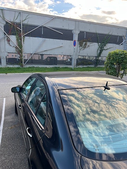 Mercedes-Benz E270 6 of 6