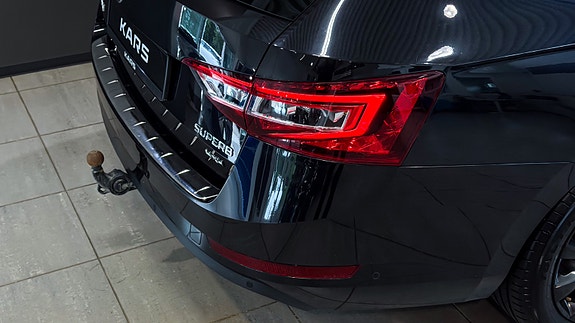 Skoda Superb 12 of 30