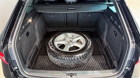 Skoda Superb 14 of 30