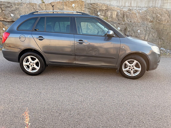 Skoda Fabia 6 of 28