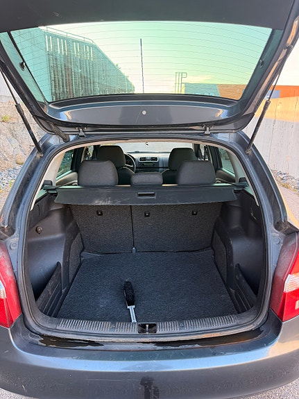 Skoda Fabia 5 of 28