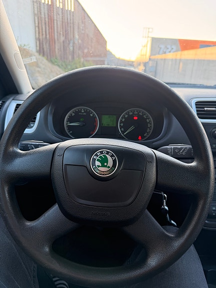 Skoda Fabia 14 of 28