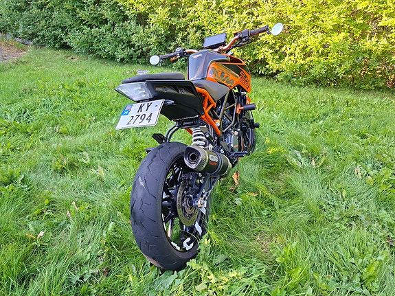 KTM 125 Duke 7 of 21
