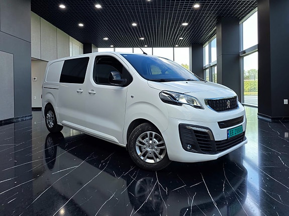 Peugeot e-Expert 2 of 30