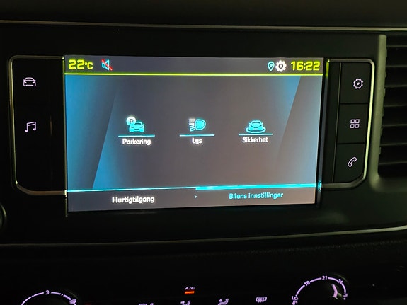 Peugeot e-Expert 16 of 30