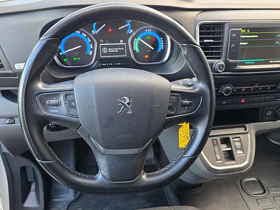 Peugeot e-Expert 20 of 30