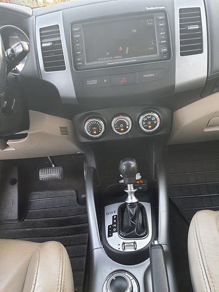 Mitsubishi Outlander 11 of 11