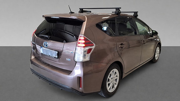 Toyota Prius+ Seven 7 of 26