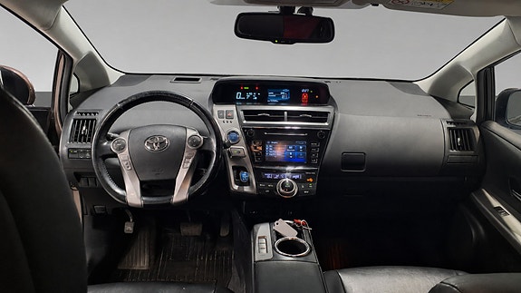 Toyota Prius+ Seven 13 of 26