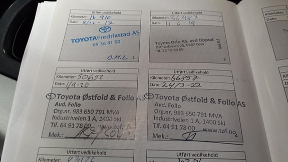 Toyota Prius+ Seven 24 of 26