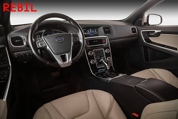 Volvo V60 9 of 26