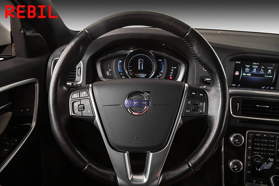 Volvo V60 12 of 26