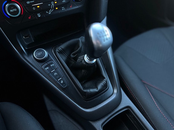 Ford Focus 16 of 30