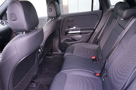 Mercedes-Benz EQA250 15 of 19