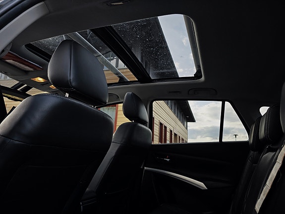 Suzuki SX4 S-Cross 30 of 30