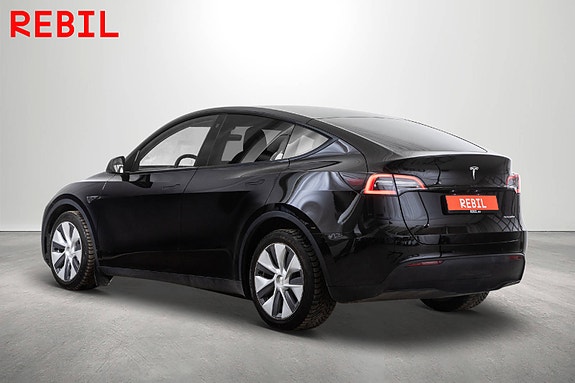 Tesla Model Y 5 of 27