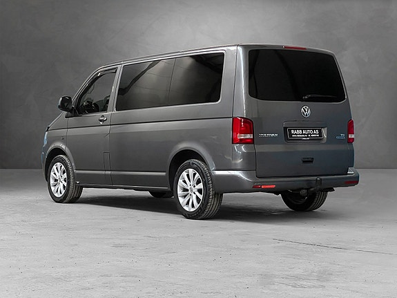 Volkswagen Multivan 11 of 30