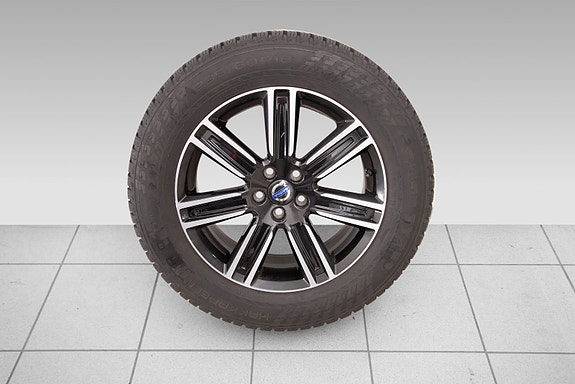 Volvo XC60 11 of 29