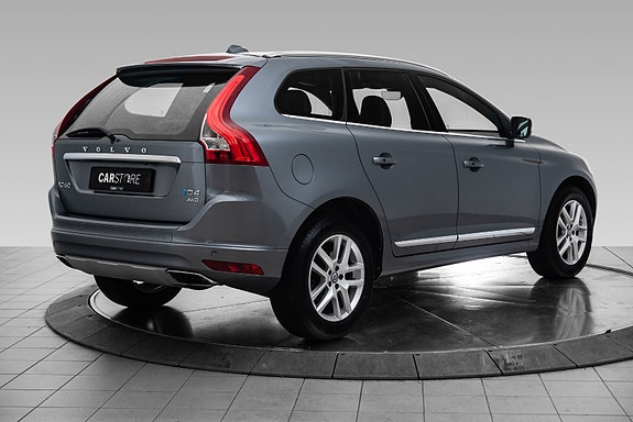 Volvo XC60 10 of 29