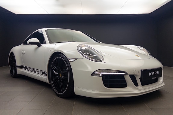 Porsche 911 Carrera 3 of 30