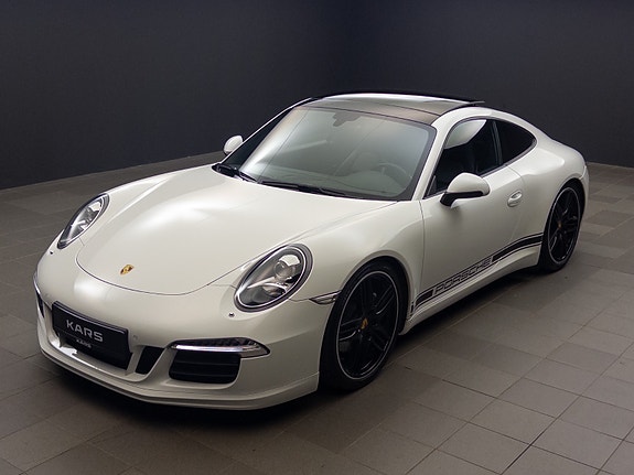 Porsche 911 Carrera 8 of 30