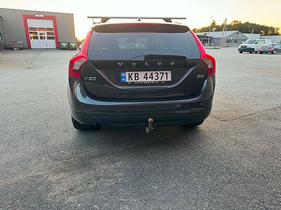 Volvo V60 7 of 30