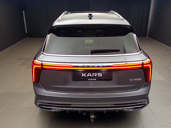 Hongqi E-HS9 28 of 30