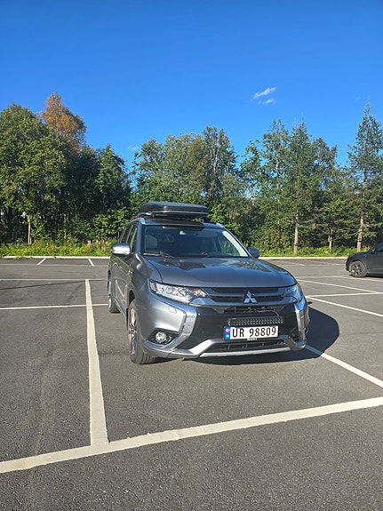 Mitsubishi Outlander 2 of 20