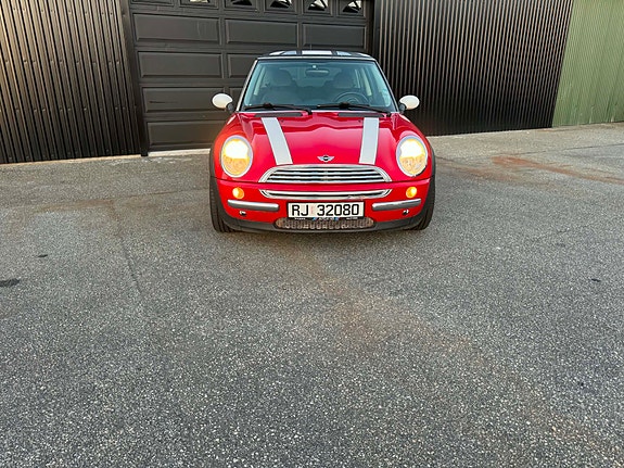 MINI Cooper 15 of 30