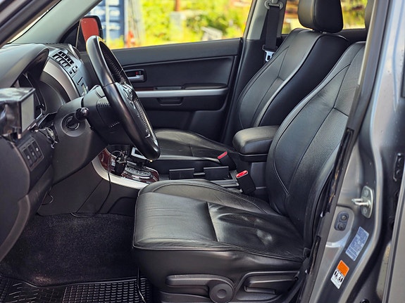 Suzuki Grand Vitara 11 of 30