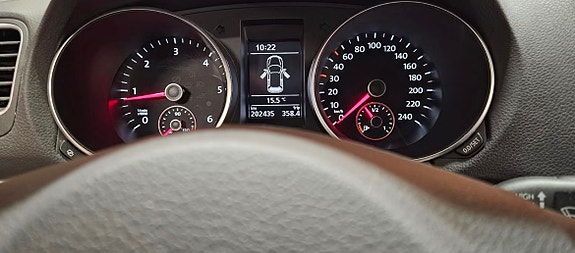 Volkswagen Golf VI 13 of 17