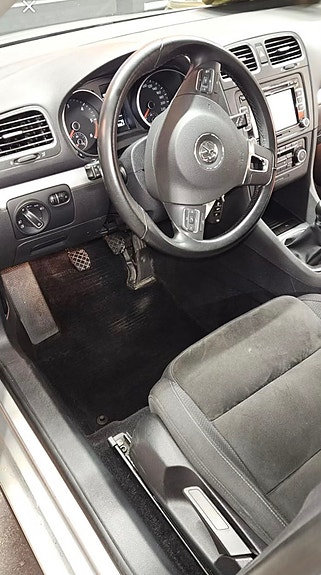 Volkswagen Golf VI 11 of 17