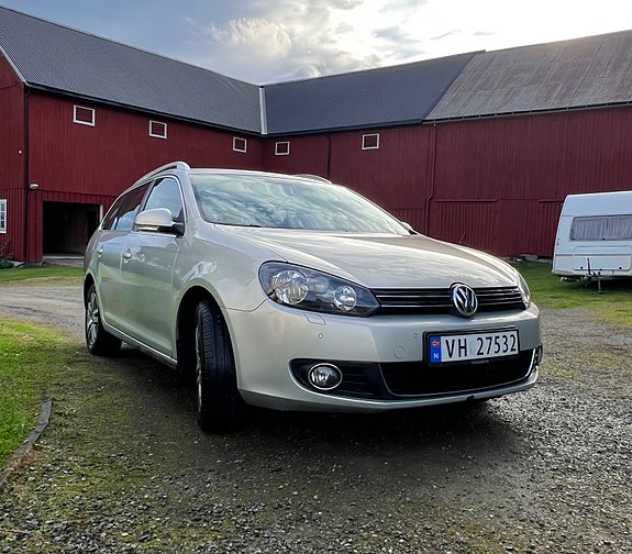 Volkswagen Golf VI 2 of 17